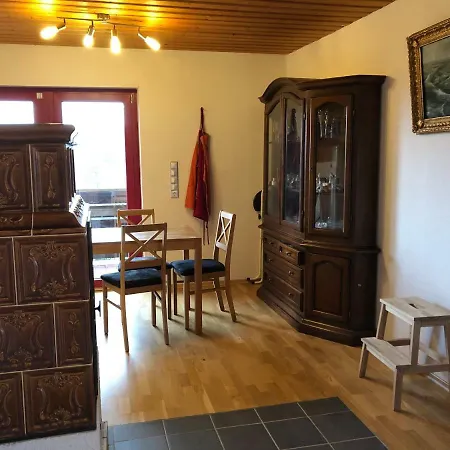 アパート Natuerlicher Holzkomfort Im Hessischen Kegelspiel Hünfeld